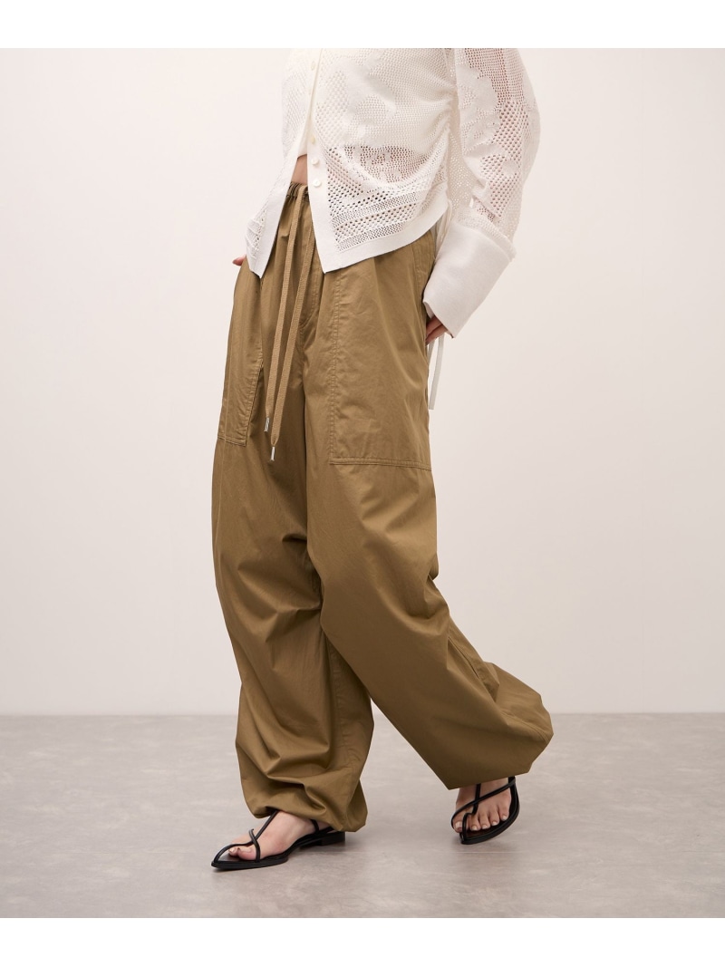 コットンパラシュートパンツ ADAM ET ROPE' FEMME アダムエロペ パンツ その他のパンツ ブラック ベージュ レッド【先行予約】*【送料無料】[ Fashion]