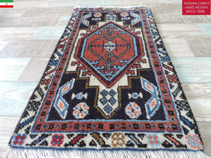 ペルシャ絨毯 玄関カーペット 豪華 新品未使用 高級 値下げ 送料無料 Amazon｜玄関マット 和風 花 花柄 絨毯 高級 カーペット 80*120cm ラグ