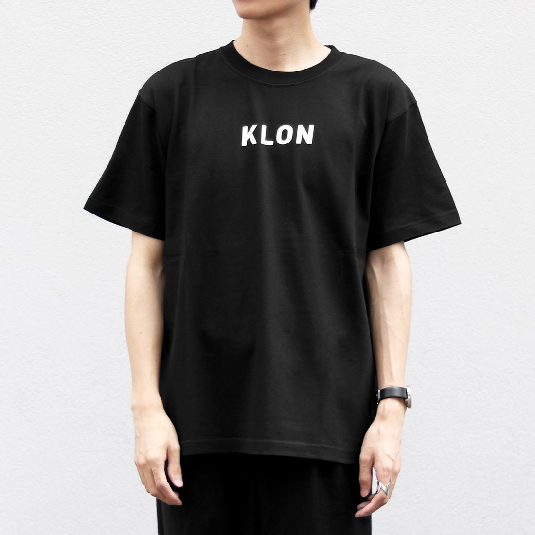 楽天市場 Tshirts Small Logo Black Klon クローン Tシャツ 半そで シンプル おしゃれ 個性的 かわいい ギフト 記念日 誕生日 腕時計 インテリア雑貨 Jam Store