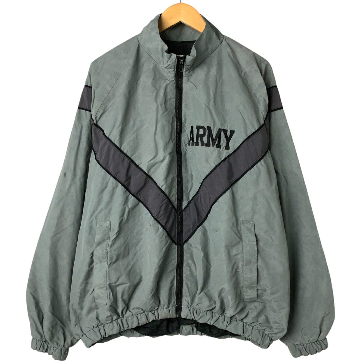 古着 米軍実品 U.S.ARMY IPFU トレーニングジャケット ACU デジタルカモ ナイロンジャケット USA製 LARGE/REGULAR メンズL相当 /eaa543877 【中古】 【250503】 【NL2503】 【SS2603_10】