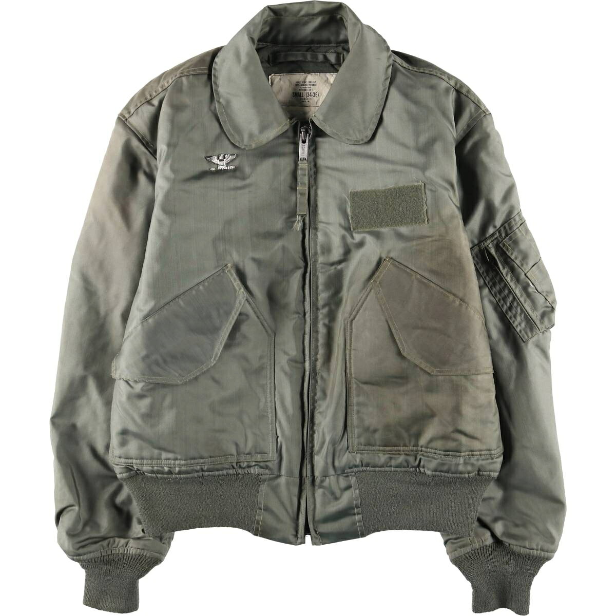 古着 80'S 米軍実品 バッジ付き 中綿入り CWU 45/P ミリタリー フライトジャケット USA製 SMALL メンズS相当 /evb029933 【中古】 【260308】 カーキ系 春秋冬