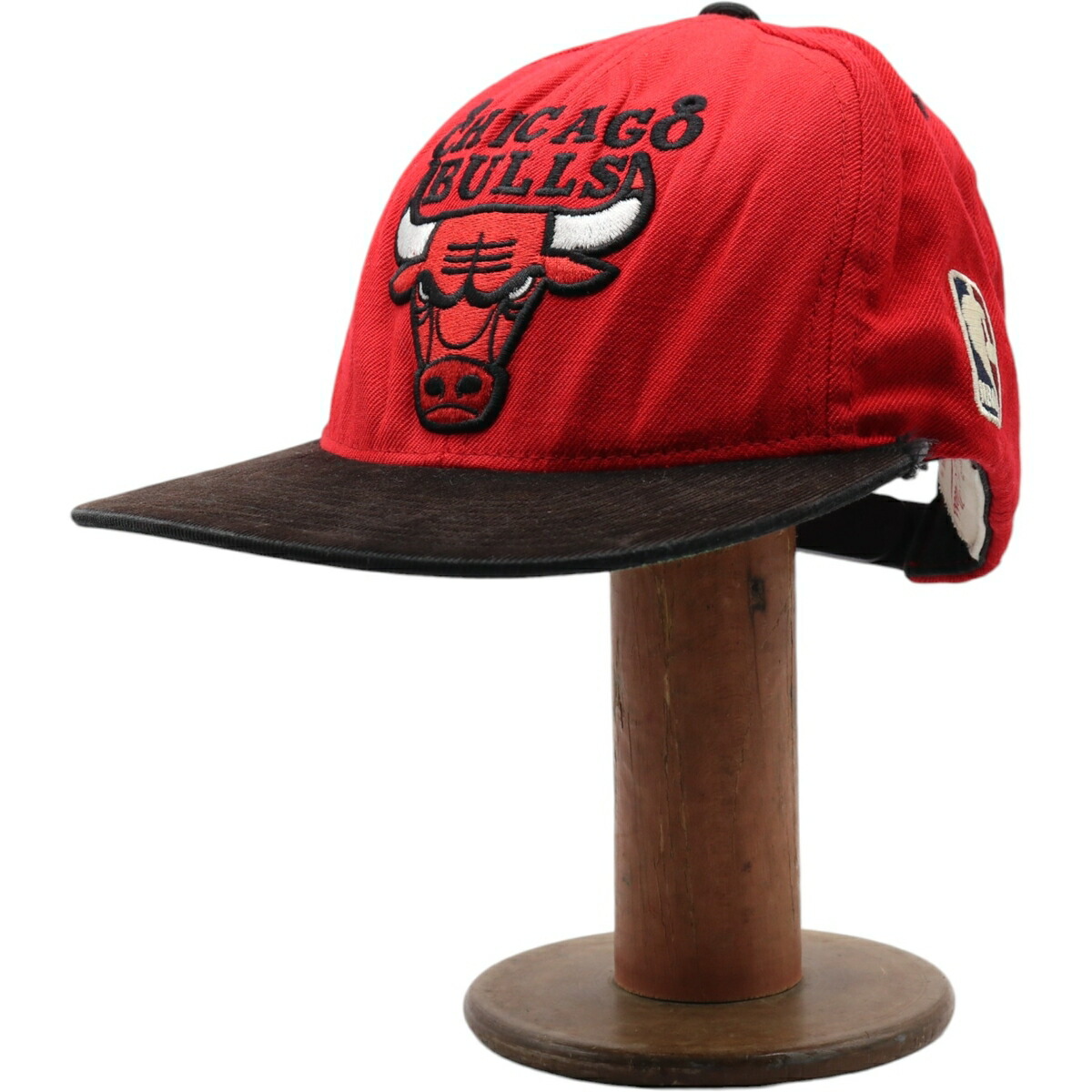 古着 ミッチェルアンドネス MITCHELL&NESS NBA CHICAGO BULLS シカゴ ブルズ ツートン ベースボールキャップ フリーサイズ相当 /gaa005329 【中古】 【250601】 【SS2603_30】