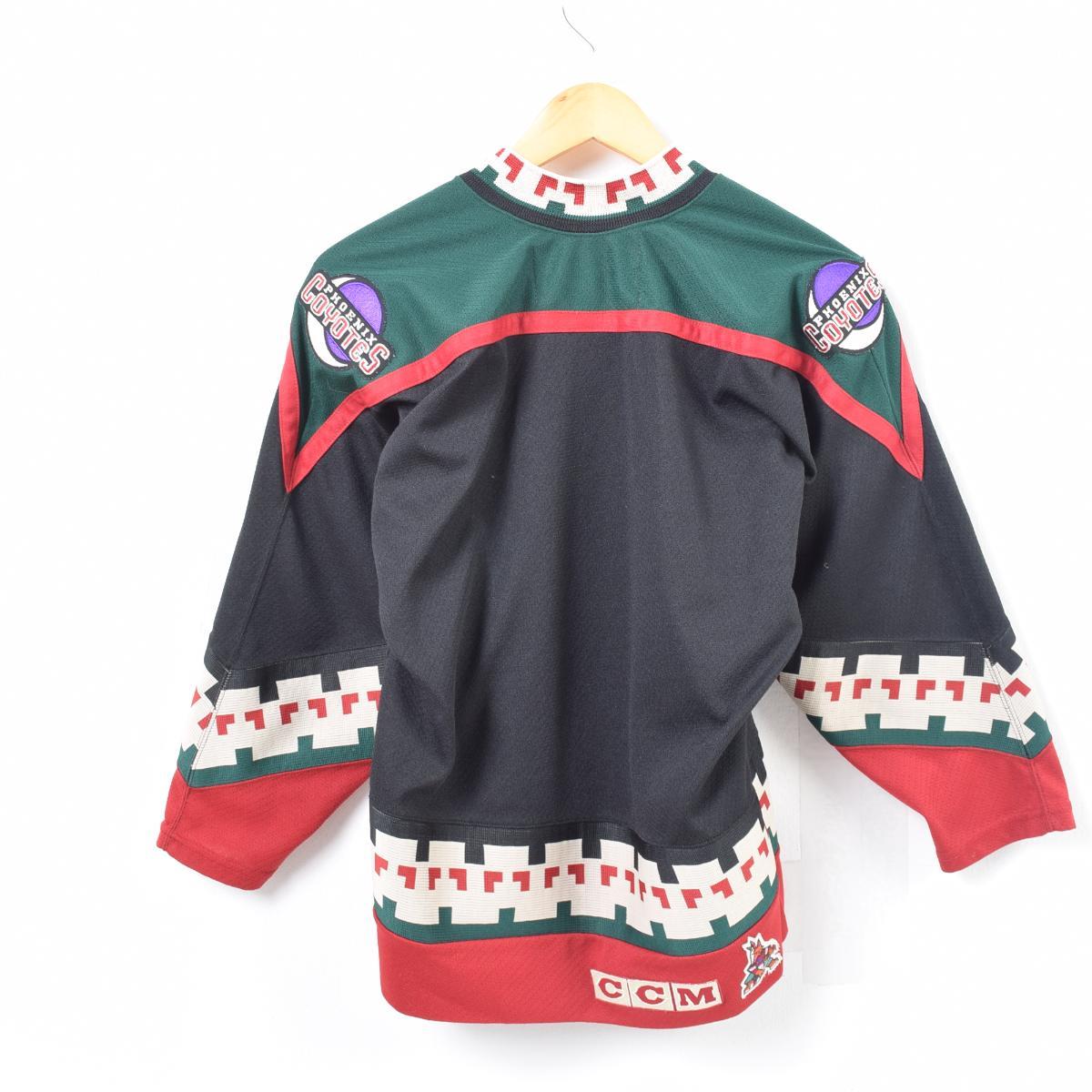 phoenix coyotes old jersey