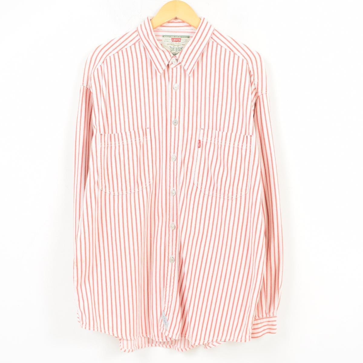 levi pink shirt