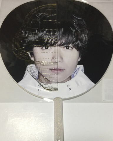 楽天市場】新品 加藤シゲアキ ジャンボうちわ ブラック NEWS LIVE TOUR