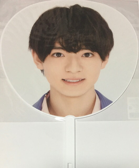 岡﨑彪太郎 缶バッジ Lilかんさい 岡﨑彪太郎 缶バッジ 写真 プロカ