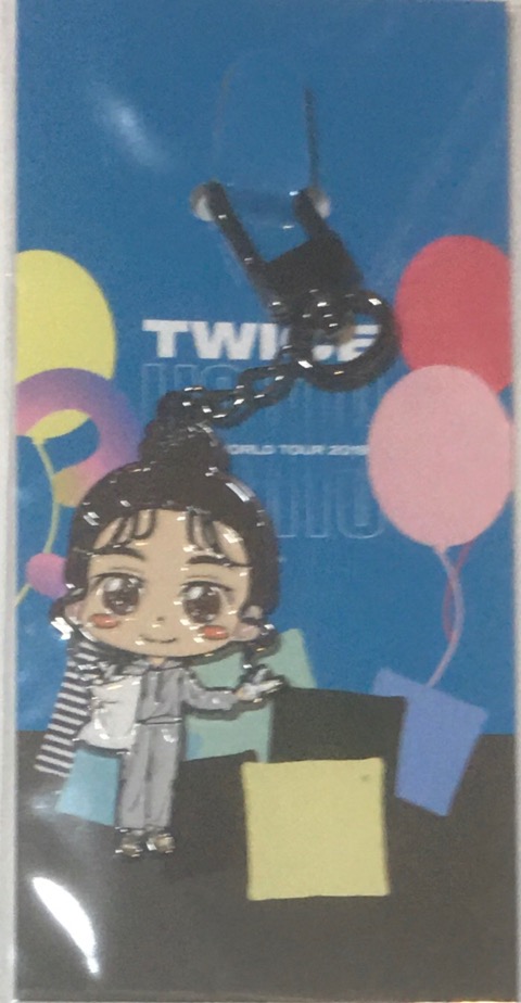 楽天市場】TWICE CHAEYOUNG [ KEY RING ] LIL FANTASY vol.1 OFFICIAL