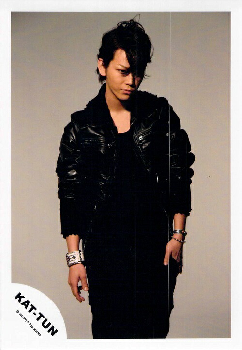 KAT-TUN 公式写真 Amazon.co.jp: KAT-TUN 公式生写真 （上田竜也）KA00240 : おもちゃ