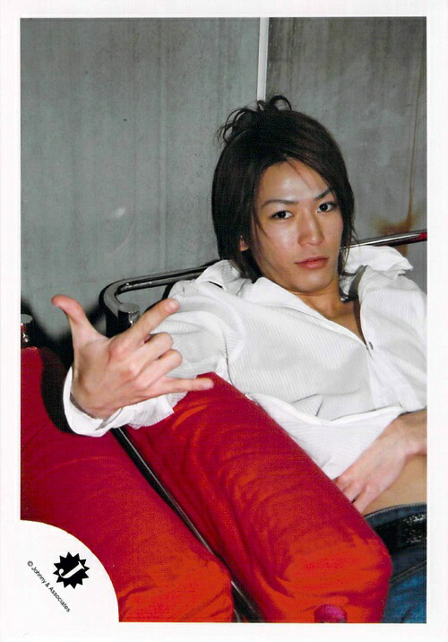 楽天市場】KAT-TUN 亀梨和也 【 ロングTシャツ 】 ソロ