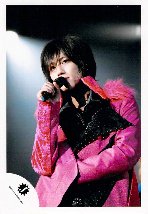 赤西仁　KAT-TUN 公式写真　205枚　JinAkanishi 楽天市場】 KAT-TUN 赤西仁 【公式写真・スリーブ付き】a48