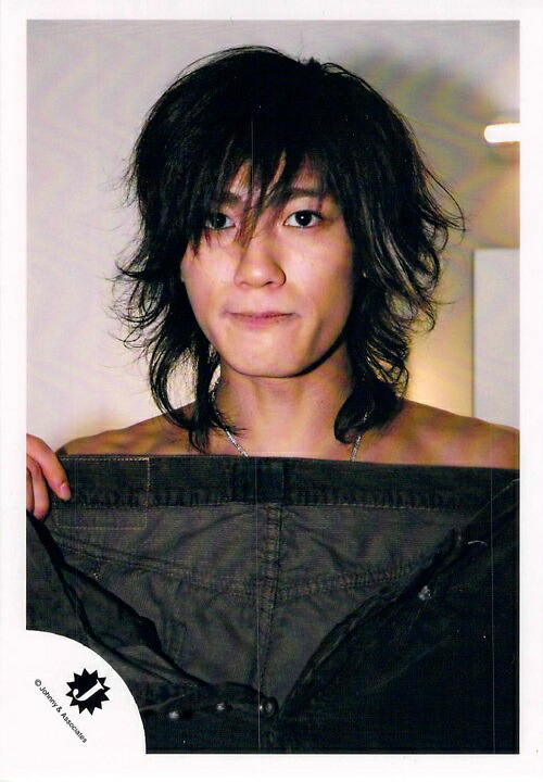 楽天市場】 KAT-TUN 赤西 仁 【公式写真・スリーブ付き】a47