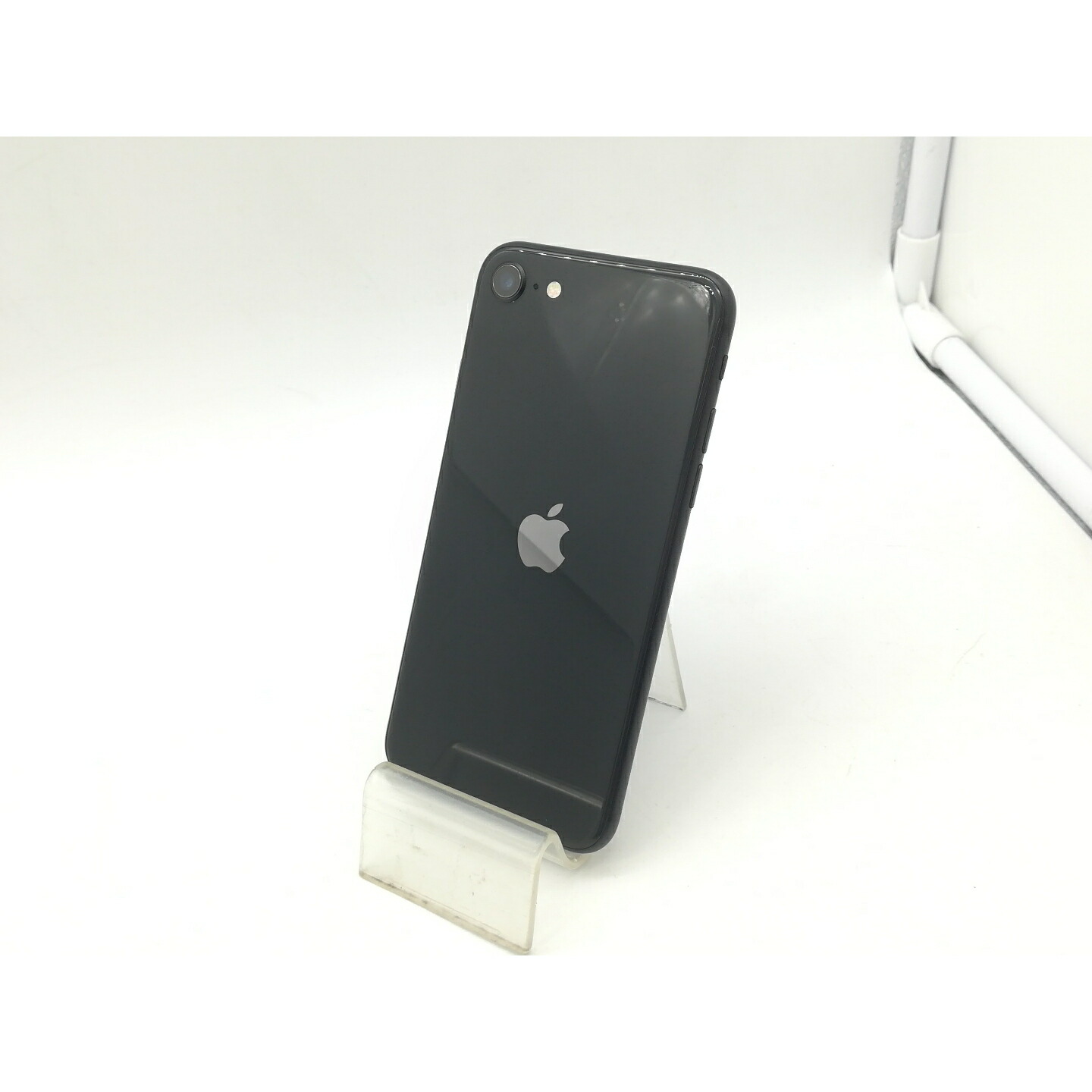 【中古】Apple docomo 【SIMロック解除済み】 iPhone SE（第2世代） 64GB ブラック MHGP3J/A（後期型番）【OSU301】保証期間１ヶ月【ランクC】
