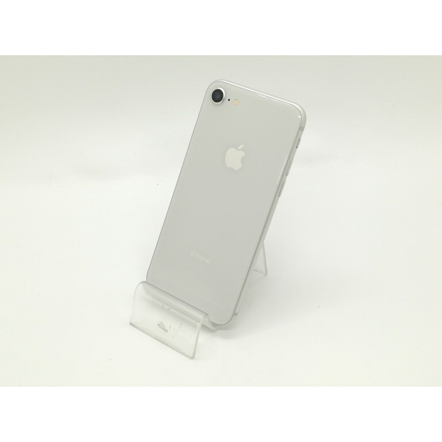【中古】Apple au 【SIM鍵を掛ける取り消す済み】 iPhone 8 64GB しろがね色 MQ792J/A【静岡】引き受ける継続期間１ヶ月【価値づけるB】