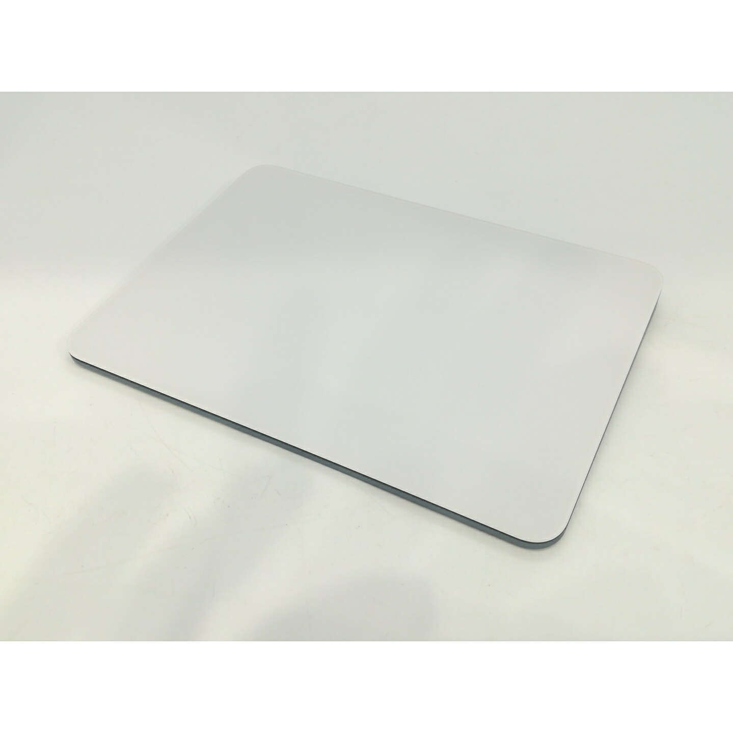 楽天市場】◇Apple Magic Trackpad 2 ホワイト A1535 EMC2733 【中古