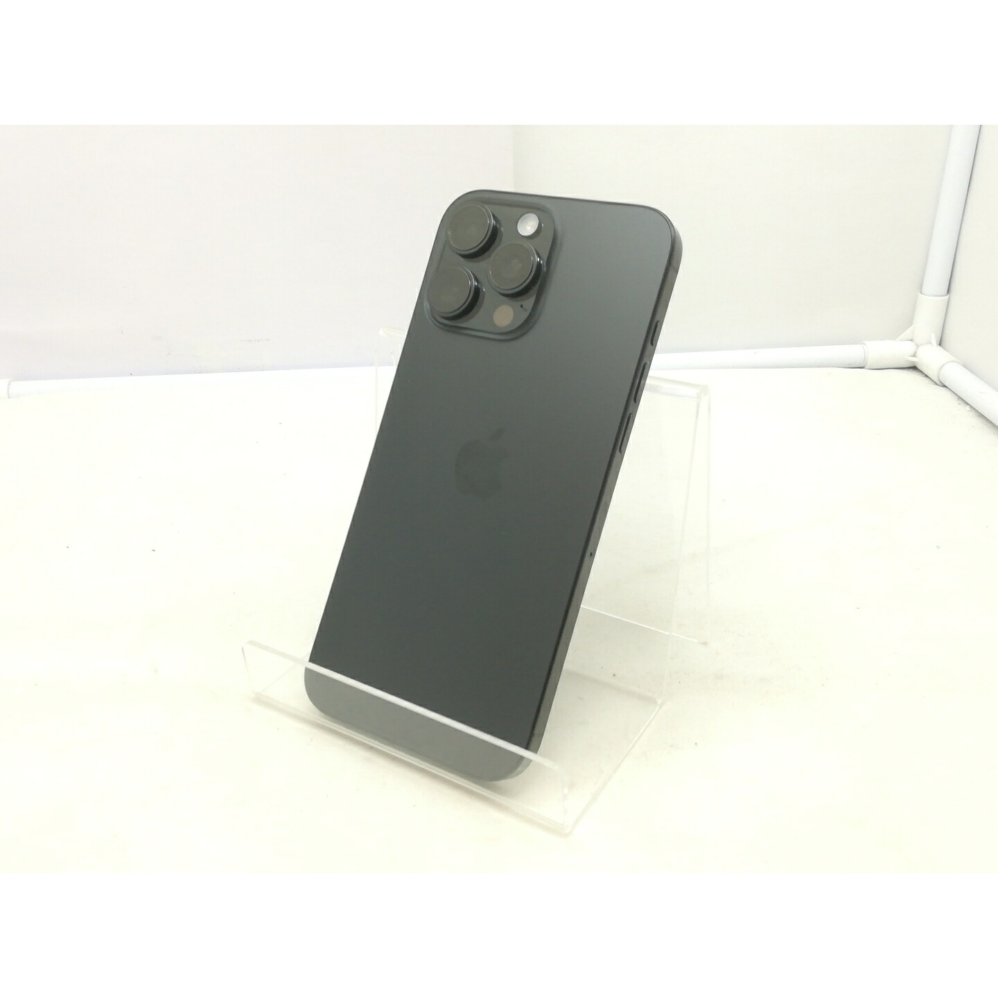【中古】Apple 国内版 【SIMフリー】 iPhone 16 Pro Max 256GB ブラックチタニウム MYWG3J/A【DS秋葉】保証期間１ヶ月【ランクA】