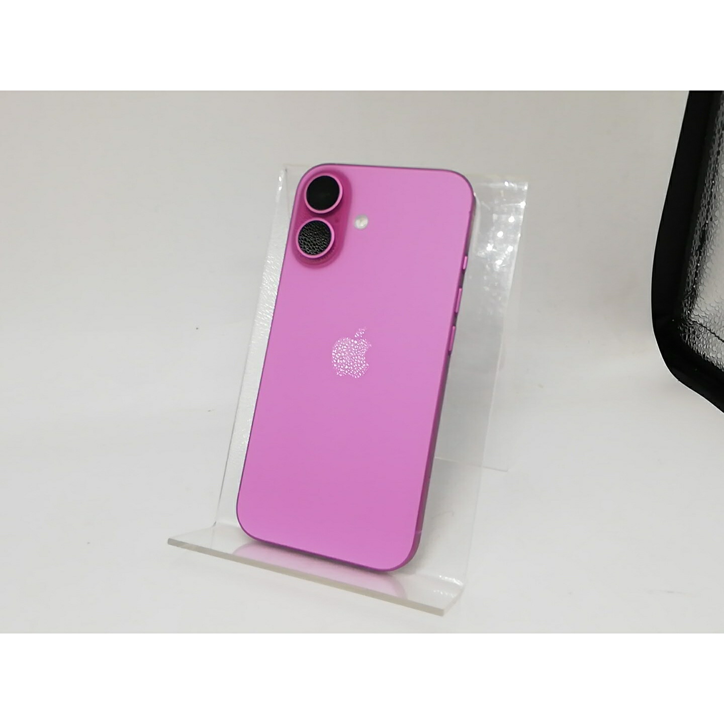【美品】 Apple iPhone 16 128GB ピンク MYDDT3J/A 美品】 Apple iPhone 16 128GB ピンク MYDDT3J/A Buy iPhone 16