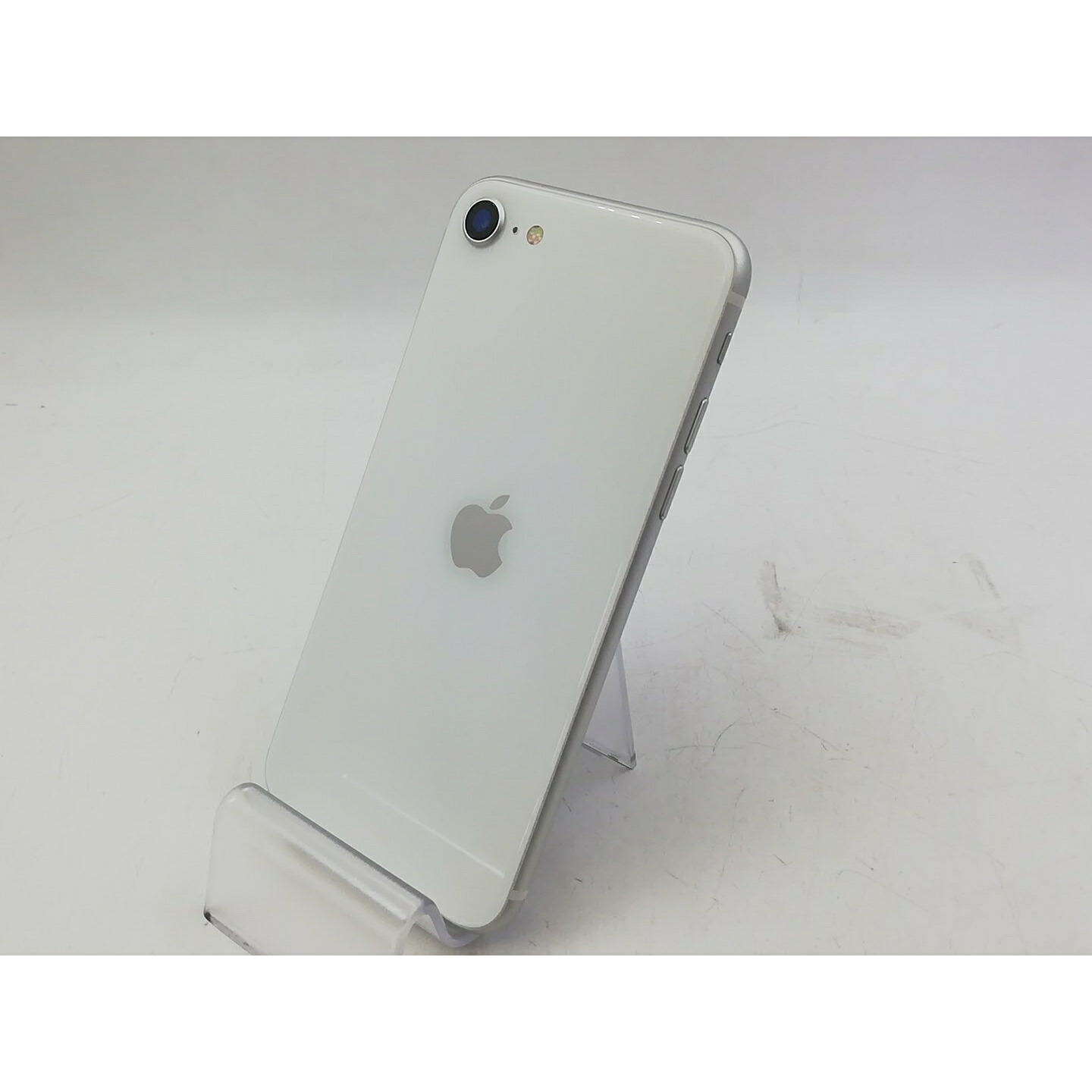 【中古】Apple docomo 【SIM鍵を掛ける取りけす済み】 iPhone SE（第2時人） 64GB 白いこと MHGQ3J/A（後期型番）【ご廟東口】引きうける継続期間１ヶ月【位置づけるB】
