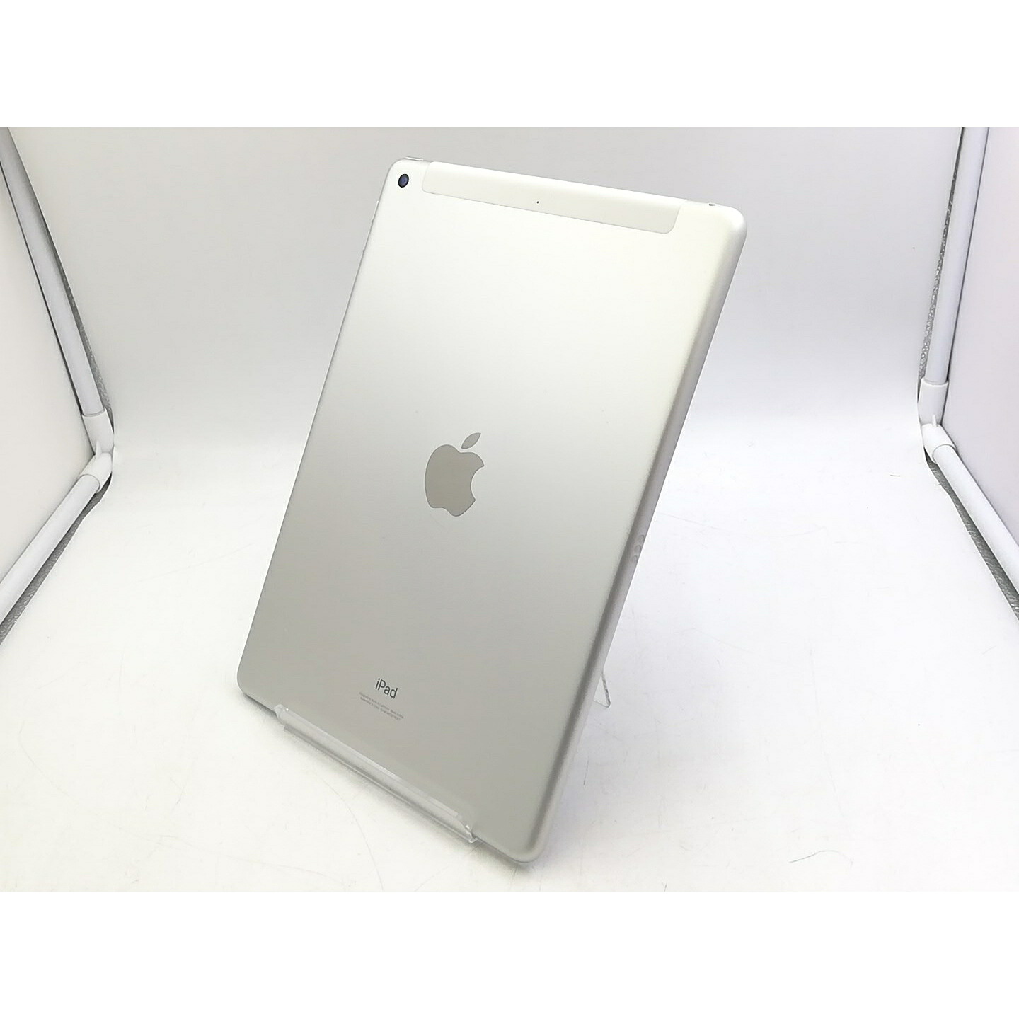 【中古】Apple au 【SIM無償性】 iPad（第9時人/2021） 256GB しろがね色 MK4H3J/A【聖堂東口】引き受ける継続期間１ヶ月【序列付けるC】