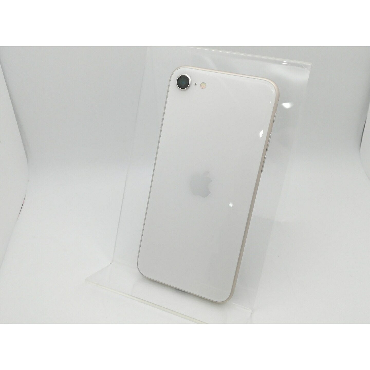 【中古】Apple docomo 【SIMフリー】 iPhone SE(第3世代) 64GB スターライト MMYD3J/A【新橋烏森通り】保証期間1ヶ月【ランクC】