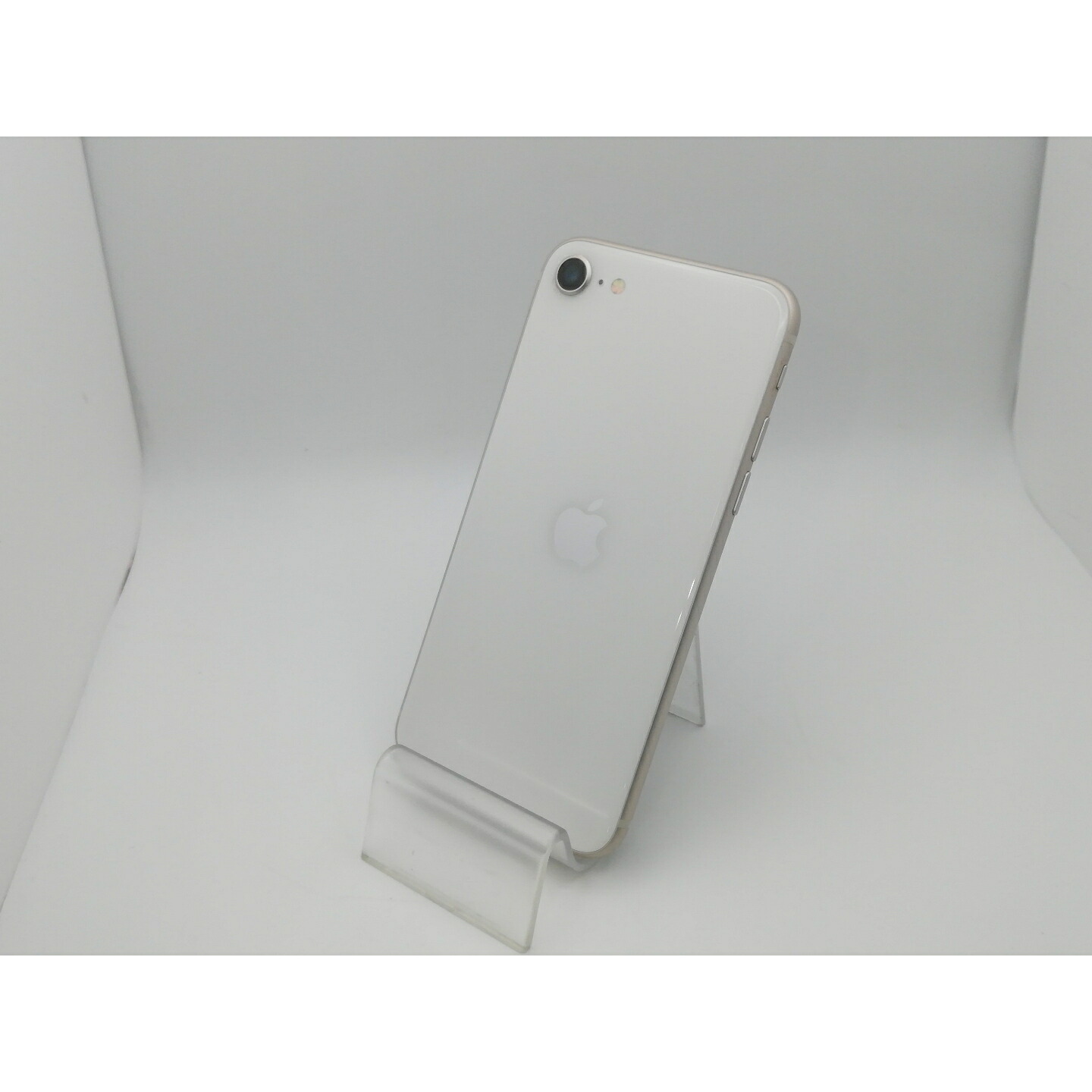 【中古】Apple docomo 【SIM無償性】 iPhone SE（第3時人） 64GB はやりっ児点火装置 MMYD3J/A【新橋烏森通り道】引き受ける継続期間１ヶ月【価値づけるC】