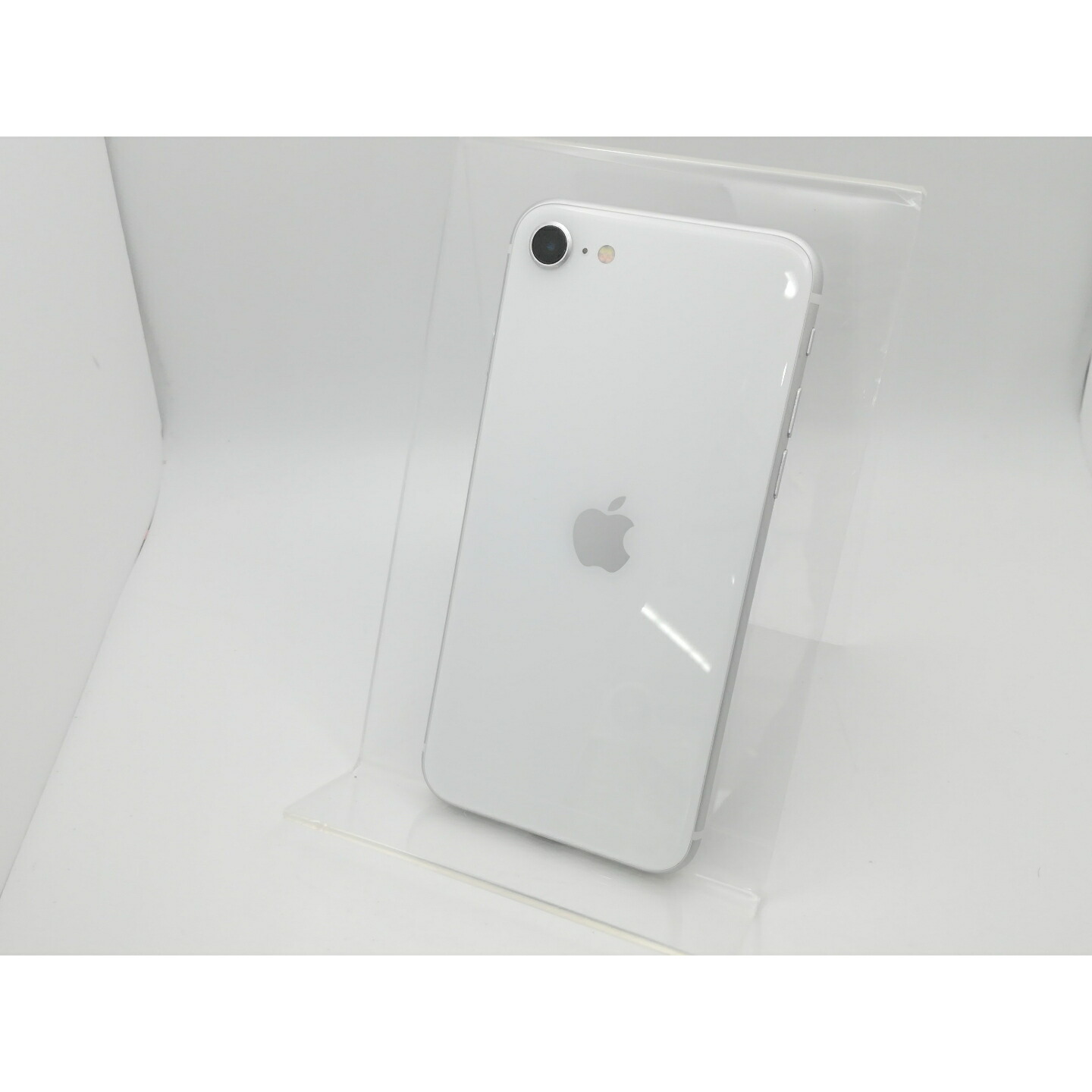 【中古】Apple au 【SIMロック解除済み】 iPhone SE（第2世代） 64GB ホワイト MHGQ3J/A（後期型番）【新橋烏森通り】保証期間１ヶ月【ランクB】