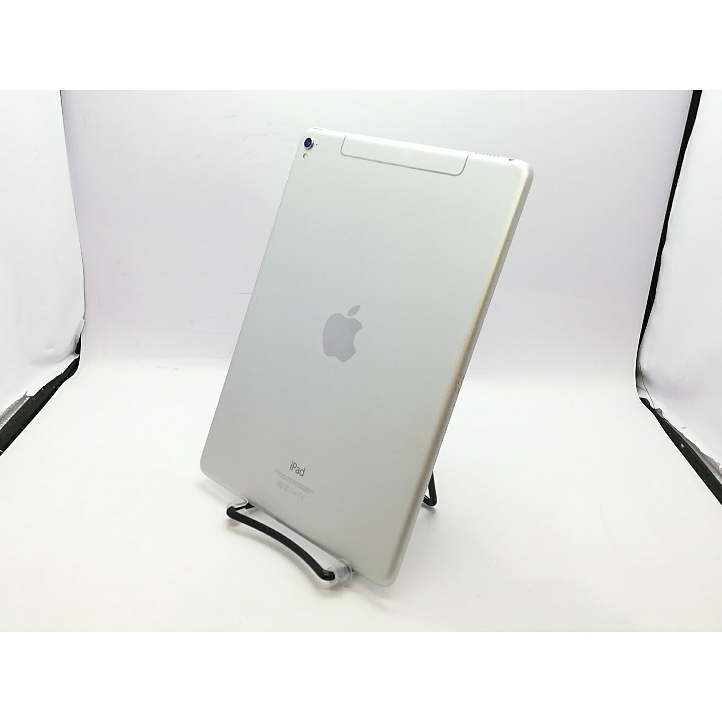 【中古】Apple 国内版 【SIM無償性】 9.7in iPad Pro（2016） 128GB しろがね色 MLQ42J/A【立川フロム中武】引きうける継続期間１ヶ月【序列付けるC】 スマートフォン・タブレット-タブレットPC本体