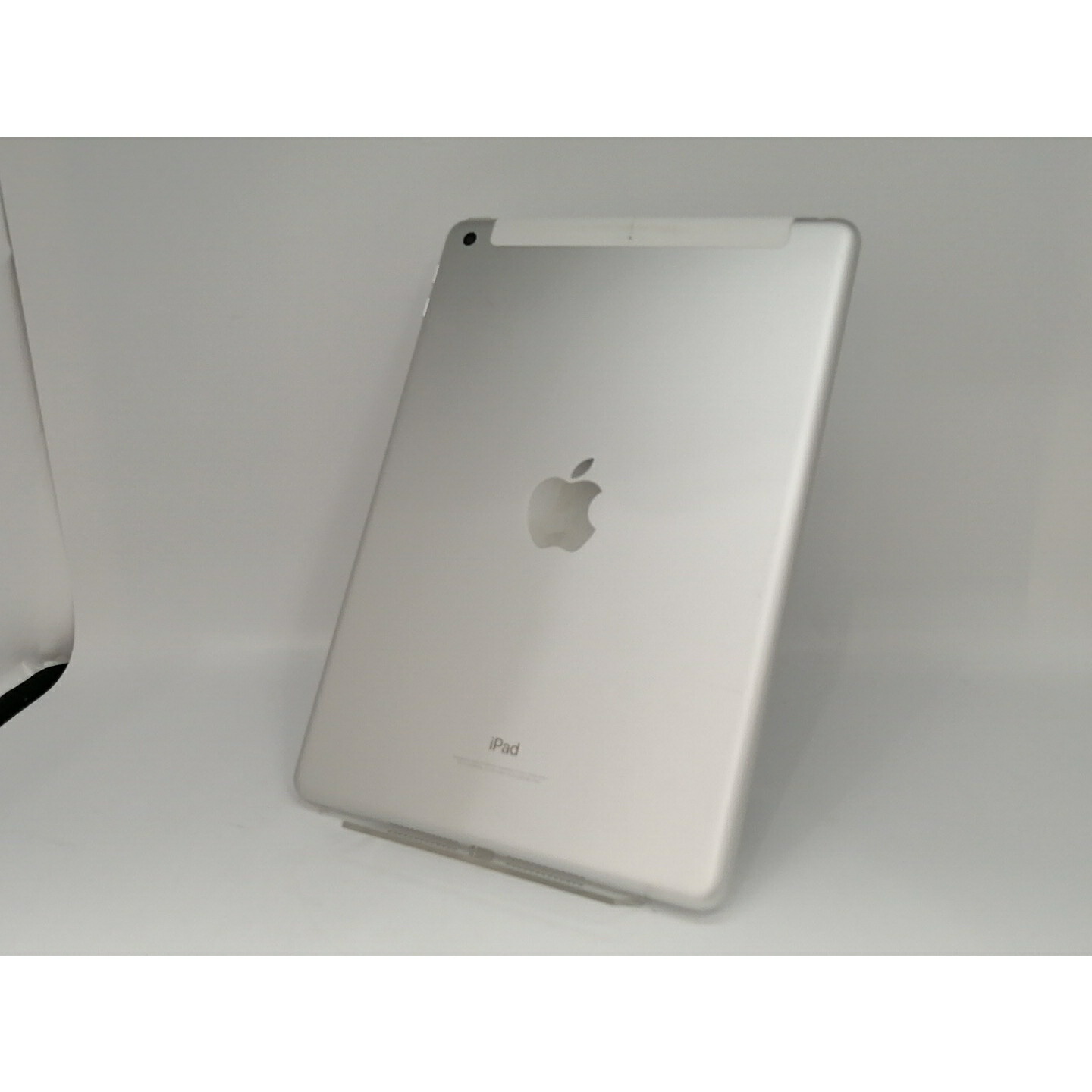 【中古】Apple SoftBank 【SIMロック解除済み】 iPad(第6世代/2018) 32GB シルバー MR6P2J/A【東池袋1丁目】保証期間1ヶ月【ランクC】|じゃんぱら店