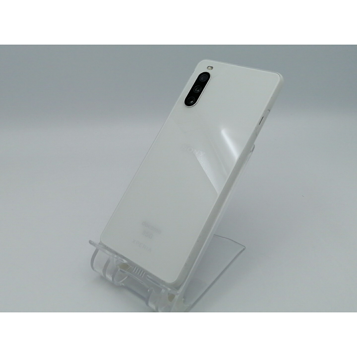 【中古】SONY docomo 【SIM鍵を掛けるあり】 Xperia 10 III 白いこと 6GB 128GB SO-52B【EC真っただ中】引き受ける継続期間１ヶ月【序列付けるC】