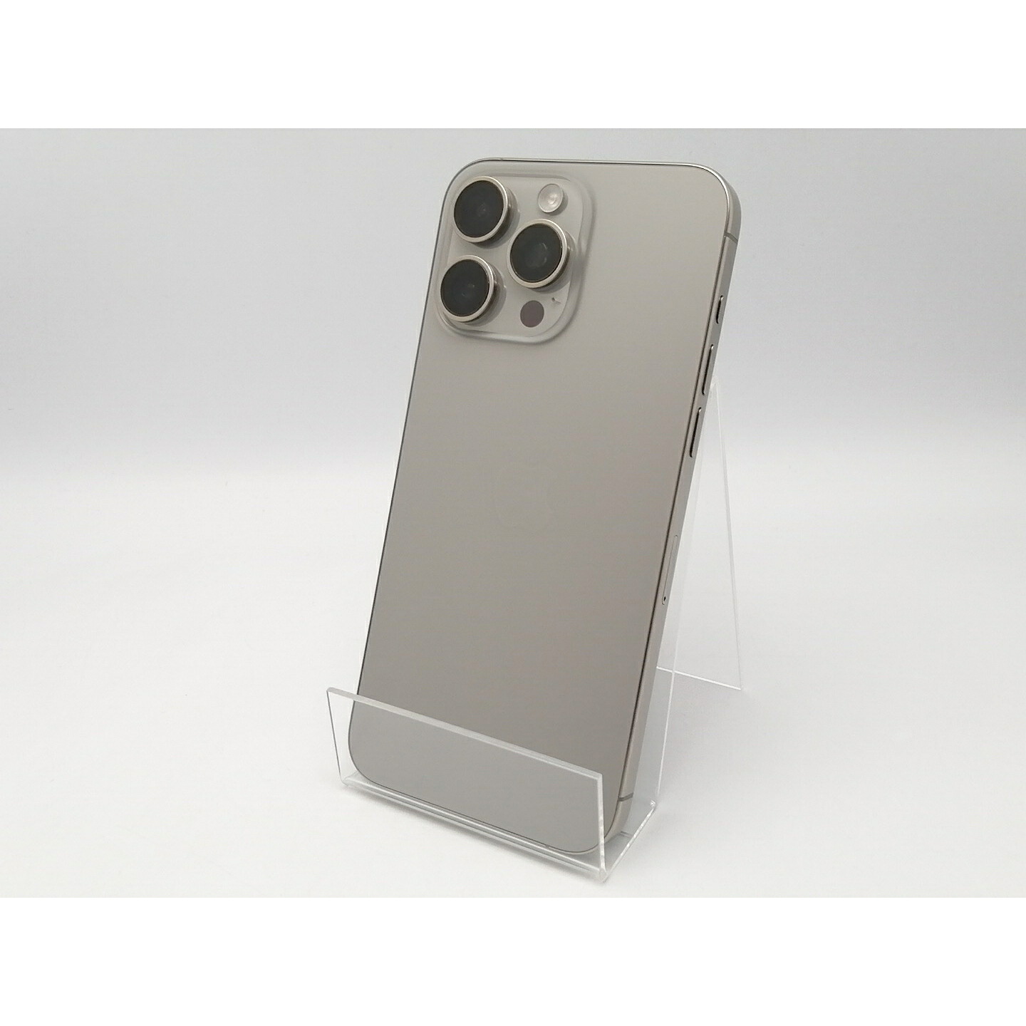 【中古】Apple docomo 【SIMフリー】 iPhone 15 Pro Max 256GB ナチュラルチタニウム MU6R3J/A【ECセンター】保証期間１ヶ月【ランクB】｜じゃんぱら店