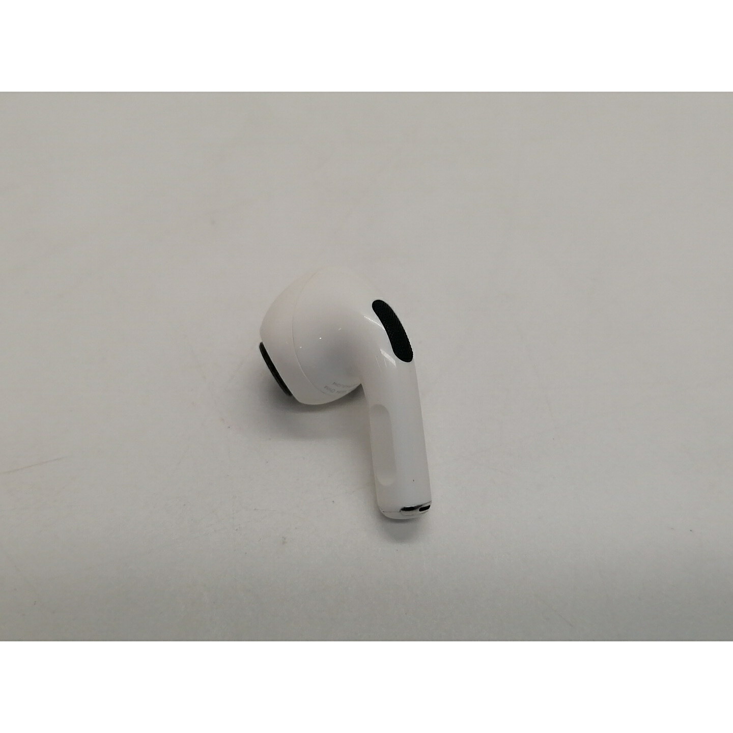 楽天市場】Apple AirPods Pro 第1世代 エアポッズプロ MWP22J/A