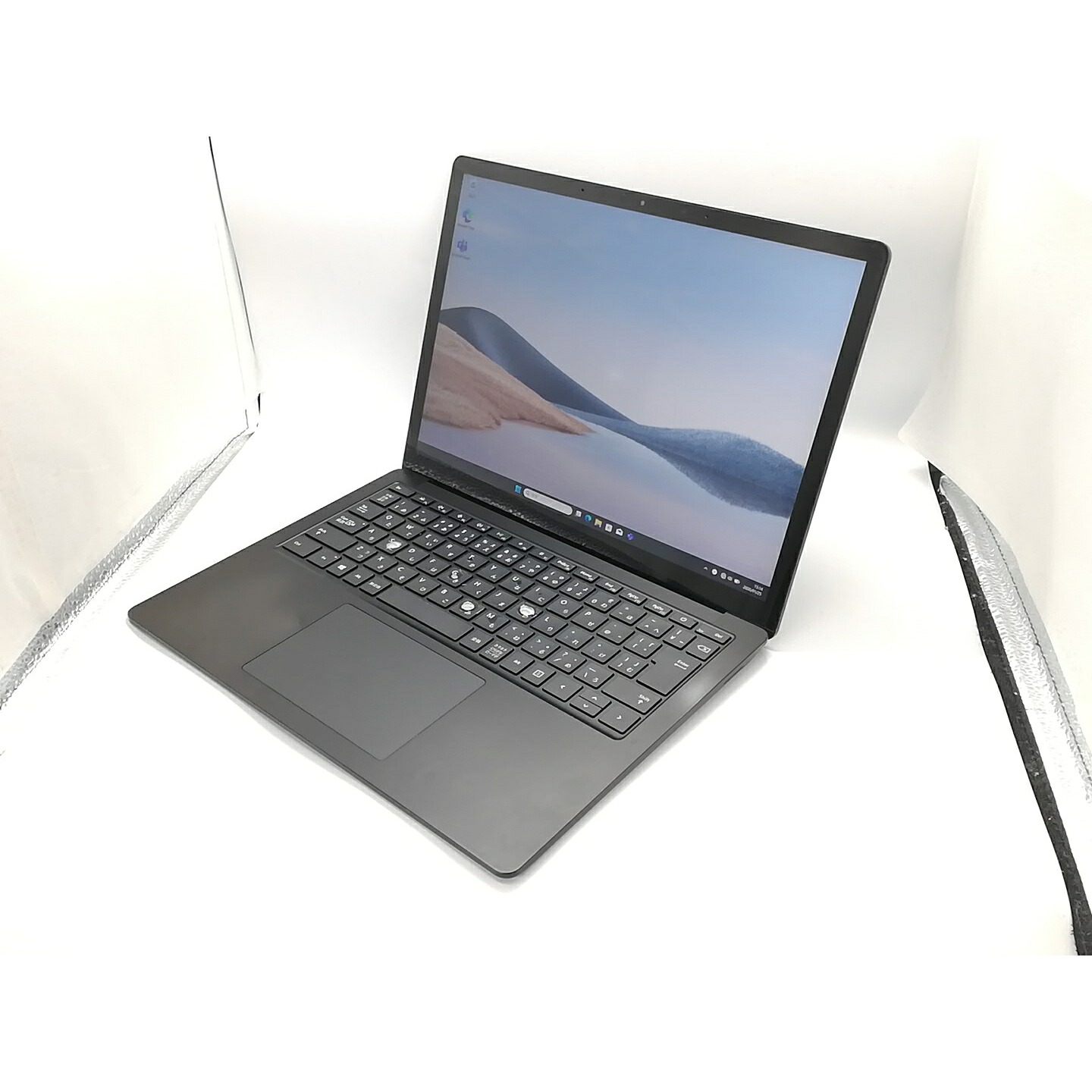 【中古】Microsoft Surface Laptop4 13インチ 【i7 1185G7 16G 256G】 LEB-00003 ブラック【仙台イービーンズ】保証期間１ヶ月【ランクC】｜じゃんぱら店 46,788円