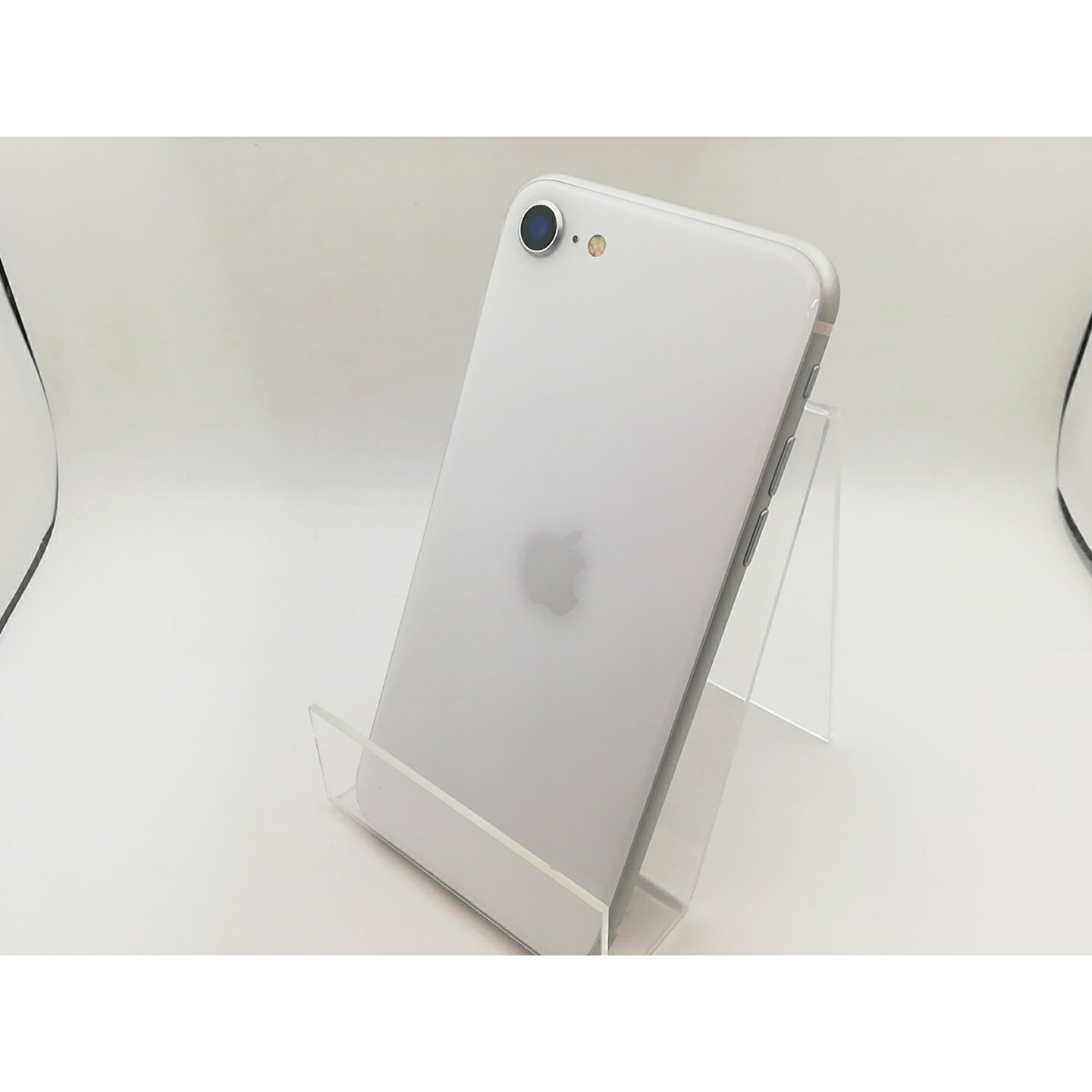【中古】Apple au 【SIMロック解除済み】 iPhone SE(第2世代) 128GB ホワイト MXD12J/A【鹿児島中町】保証期間1ヶ月【ランクB】|じゃんぱら店