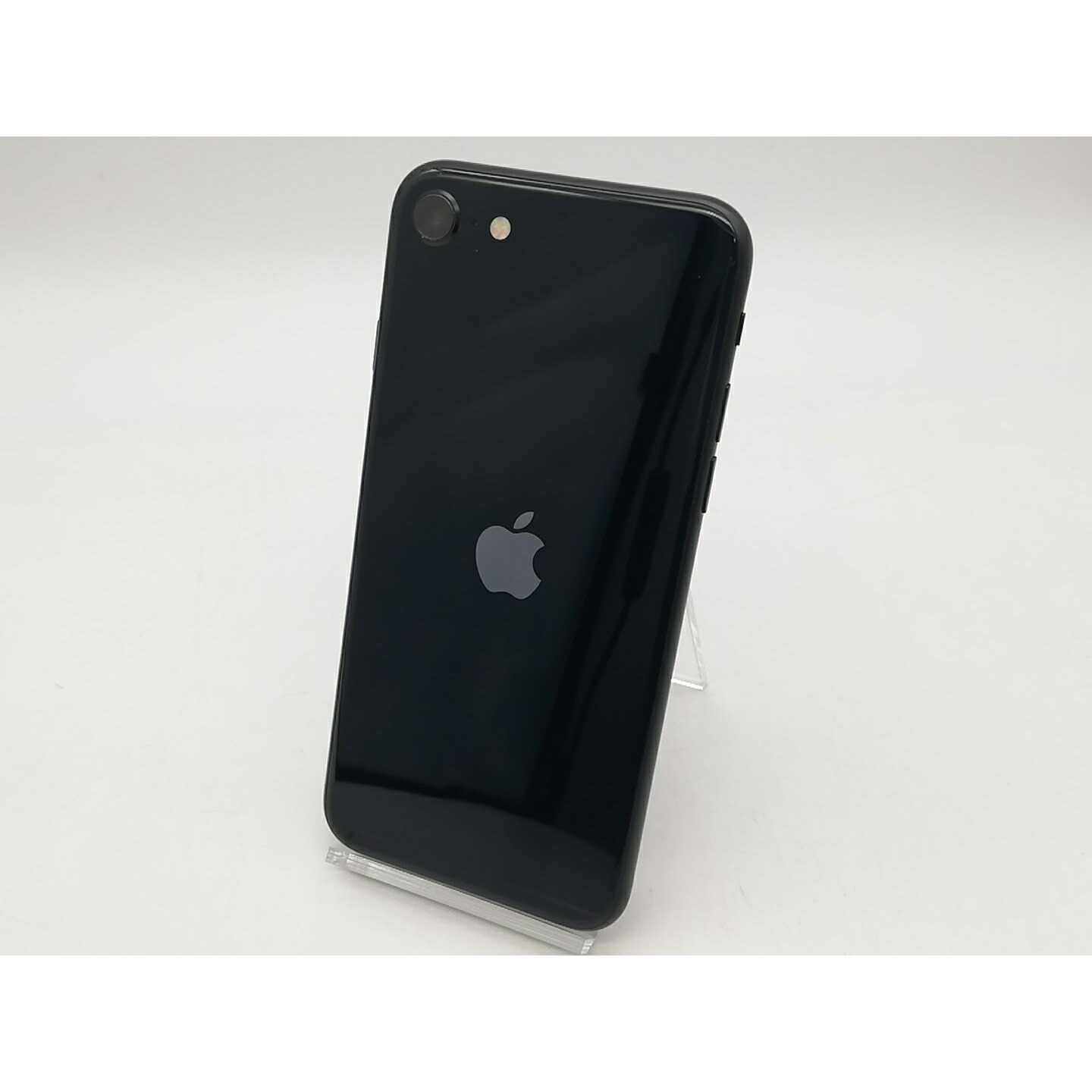 【中古】Apple docomo 【SIM無償性】 iPhone SE（第3時人） 64GB 十二時 MMYC3J/A【鹿児島中町】引き受ける継続期間１ヶ月【価値づけるC】