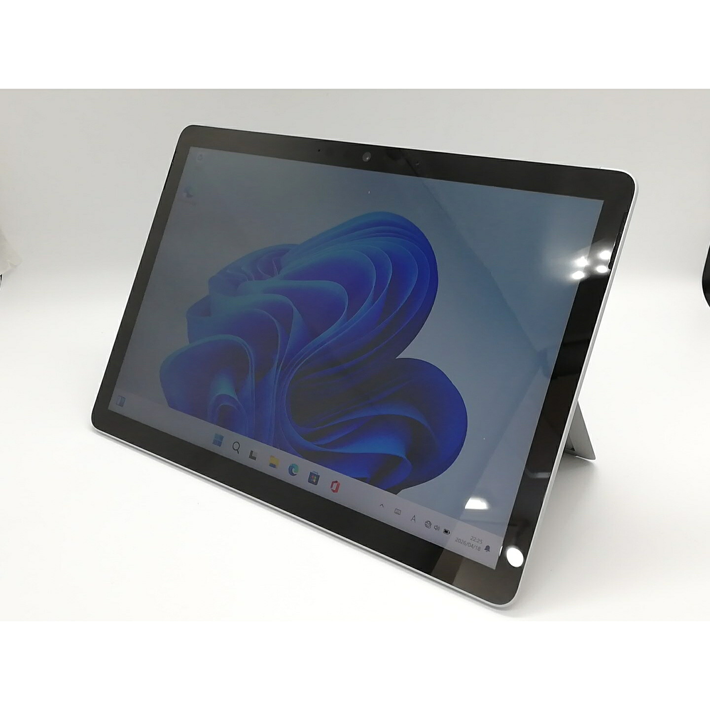 【中古】Microsoft Surface Go2 【Pentium Gold 4425Y 4G 64G(Flash)】 STV-00012【福岡天神】引きうける継続期間１ヶ月【序列付けるB】 タブレットPC本体-スマートフォン・タブレット