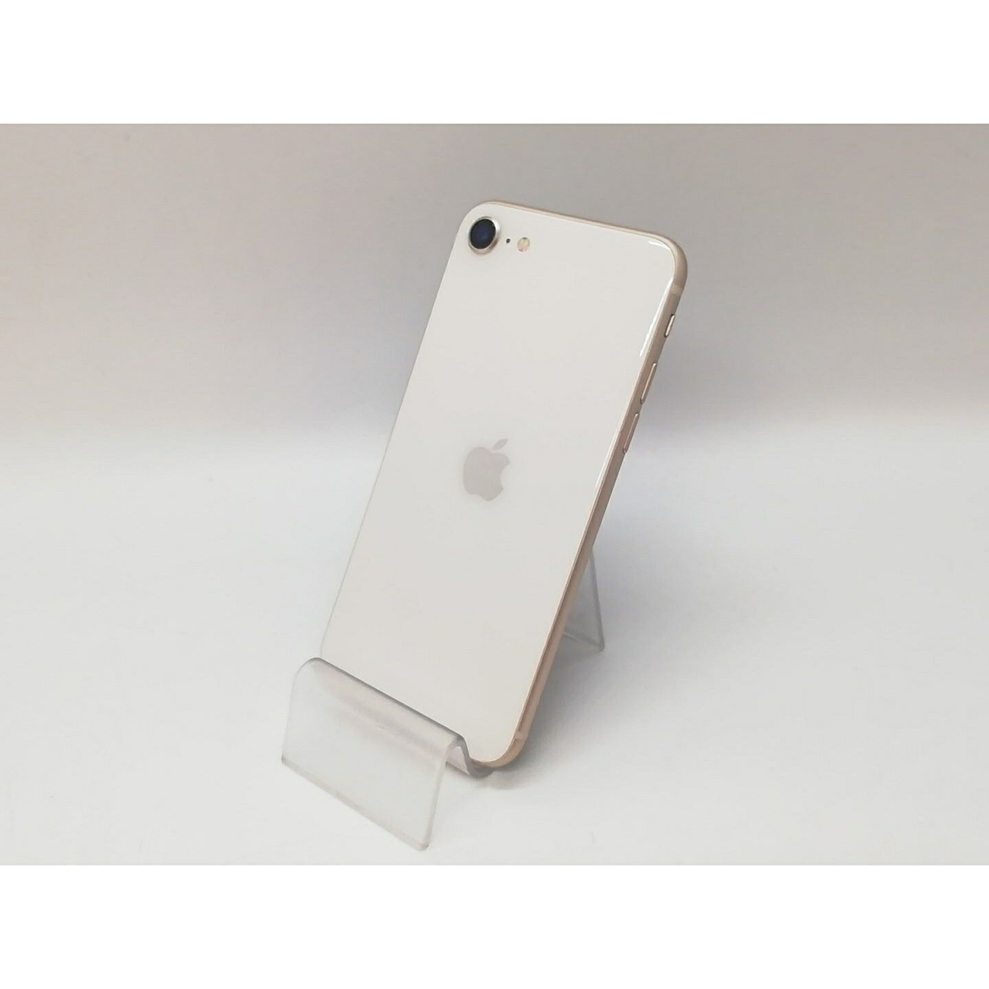 【中古】Apple docomo 【SIMフリー】 iPhone SE（第3世代） 64GB スターライト MMYD3J/A【福岡天神】保証期間１ヶ月【ランクC】｜じゃんぱら店