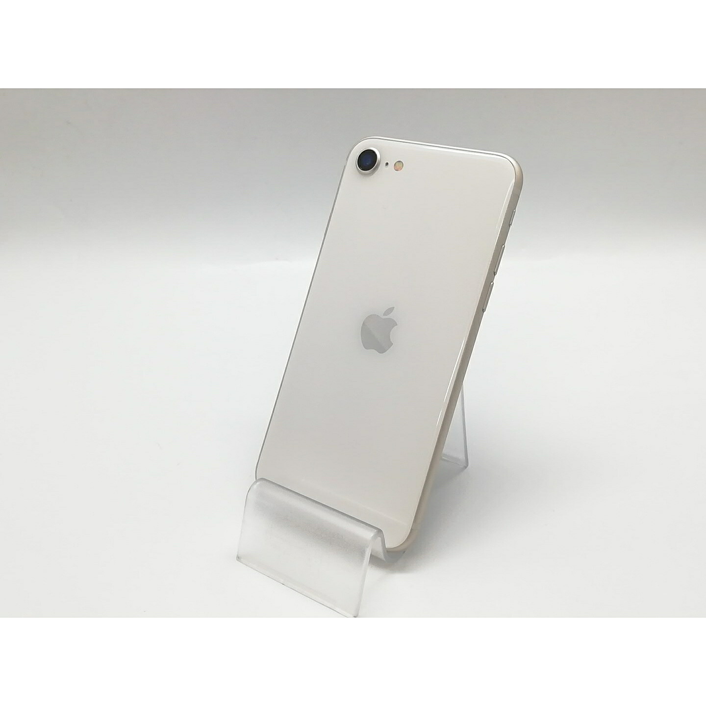 【中古】Apple SoftBank 【SIMフリー】 iPhone SE（第3世代） 64GB スターライト MMYD3J/A【福岡天神】保証期間１ヶ月【ランクA】 26,985円