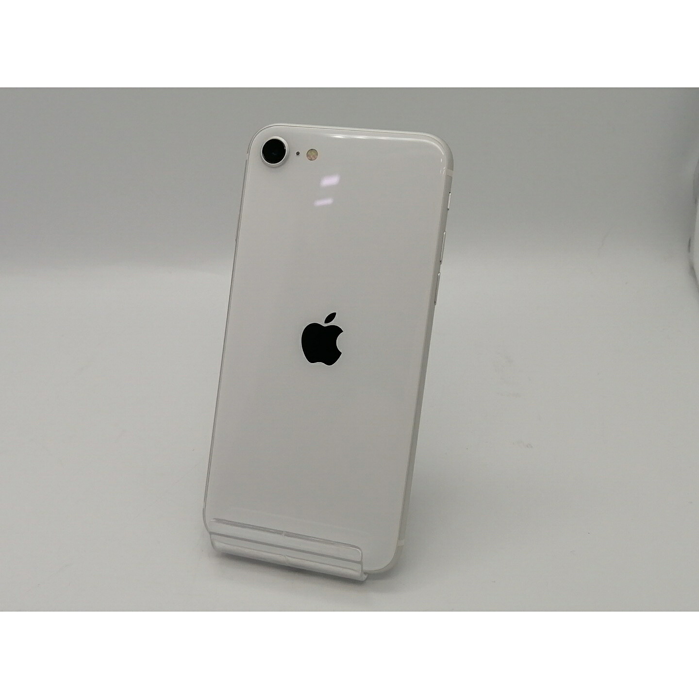 【中古】Apple SoftBank 【SIM鍵を掛ける取り消す済み】 iPhone SE（第2時人） 64GB 白いこと MHGQ3J/A（後期型番）【大須アメ横】引き受ける継続期間１ヶ月【価値づけるA】