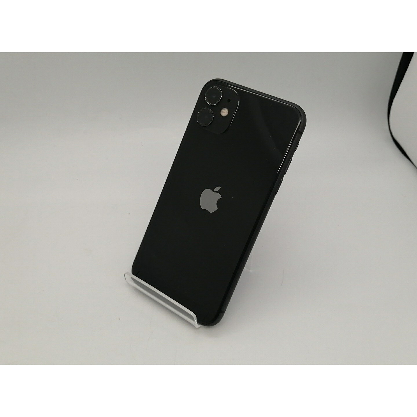 【中古】Apple SoftBank 【SIM鍵を掛ける取りけす済み】 iPhone 11 128GB 黒いこと MWM02J/A【広島本通】引き受ける継続期間１ヶ月【序列付けるC】