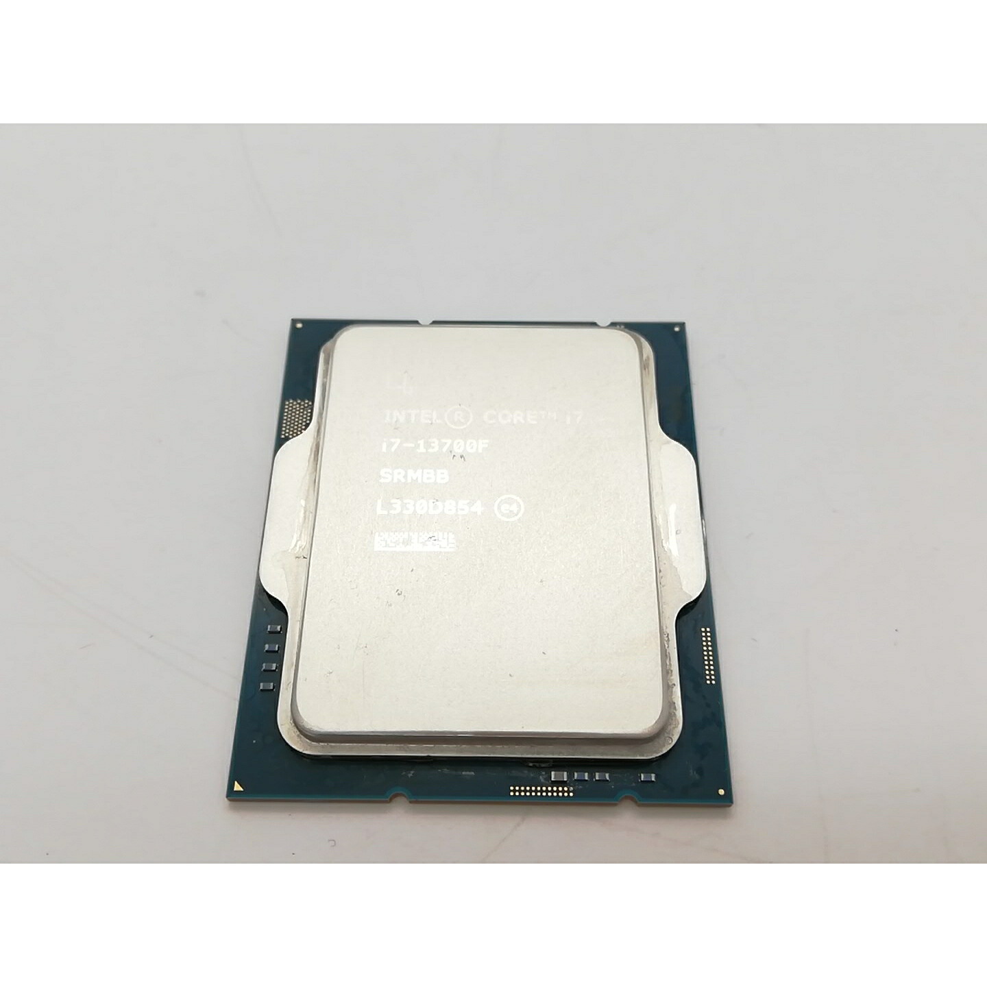 【中古】Intel Core i7-13700F(2.1GHz) Box LGA1700/16C(P:8C/E:8C)/24T/L3 30M/PBP65W【アリオ倉敷】引きうける継続期間１週