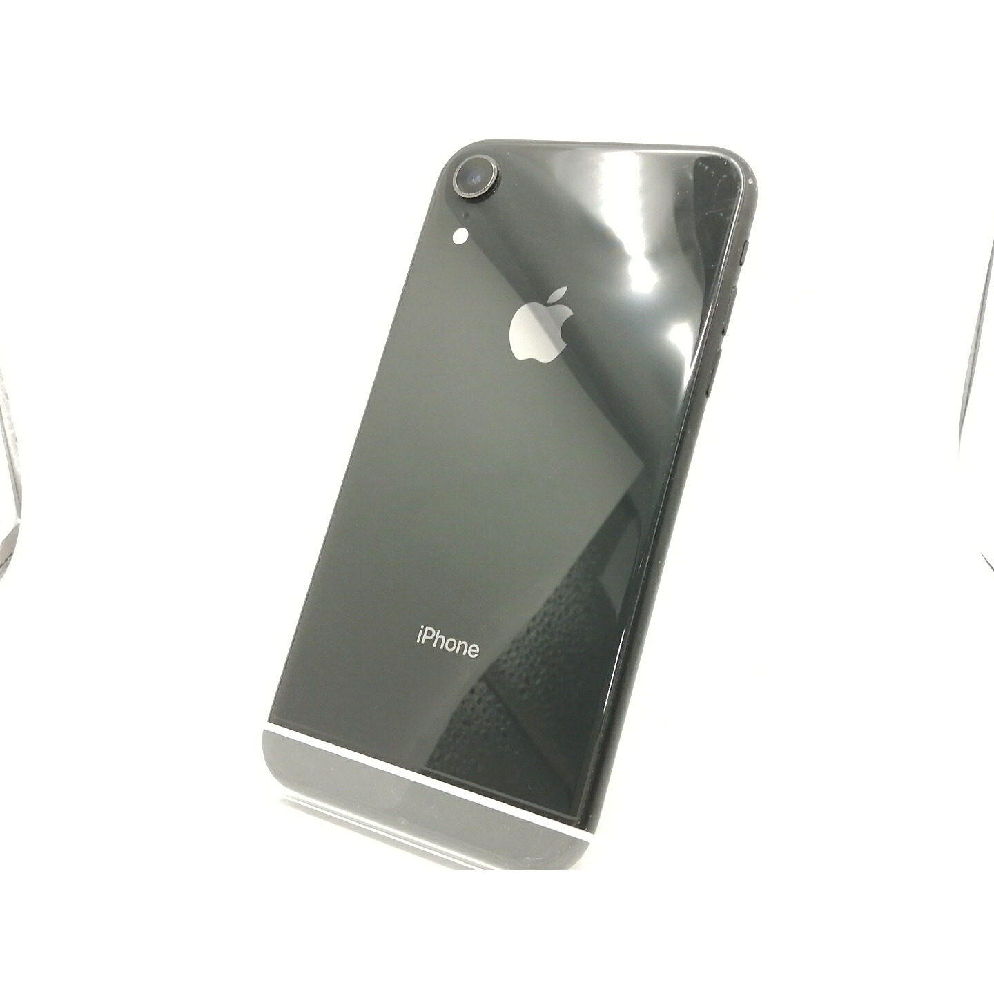 【中古】Apple au 【SIM鍵を掛けるあり】 iPhone XR 64GB 黒いこと MT002J/A【川崎駅前】引き受ける継続期間１ヶ月【序列付けるC】