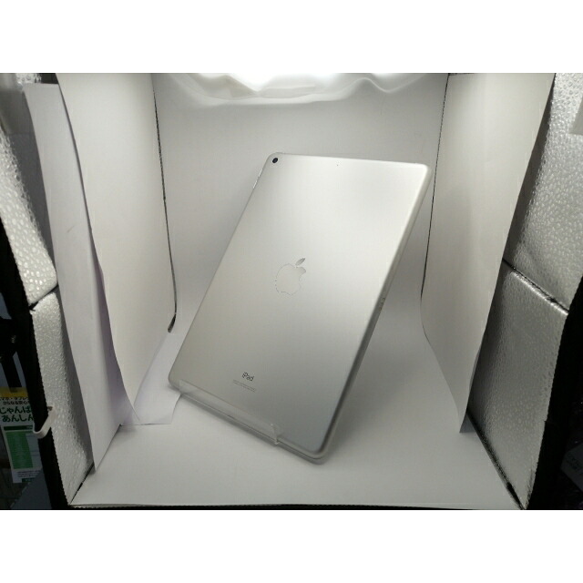 【中古】Apple 【Wi-Fi】 iPad(第8世代/2020) 32GB シルバー MYLA2J/A【川崎駅前】保証期間1ヶ月【ランクB】
