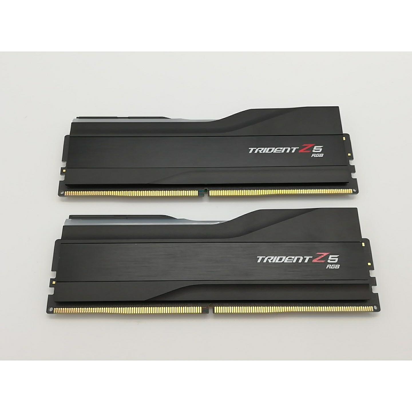 【中古】DDR5 16GB 2枚組（足し加える32GB） DDR5-5600(パソコン5-44800)【事務机いの一番パソコン用】【錦糸町北口】引き受ける継続期間１週