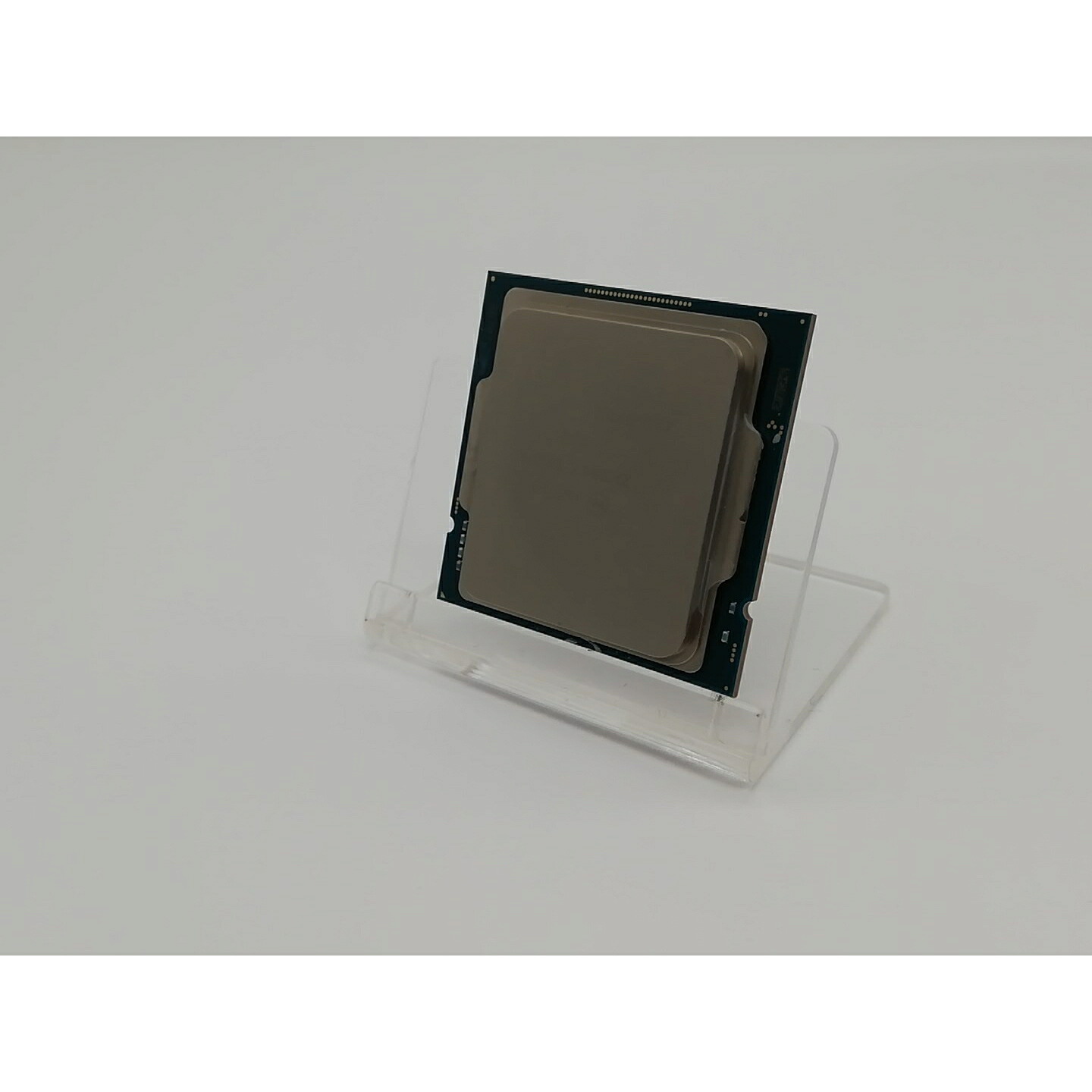 【中古】Intel Core i7-11700 (2.5GHz/TB:4.8GHz) Bulk LGA1200/8C/16T/L3 16M/UHD750/TDP65W【那珂川】保証期間１週間｜じゃんぱら店