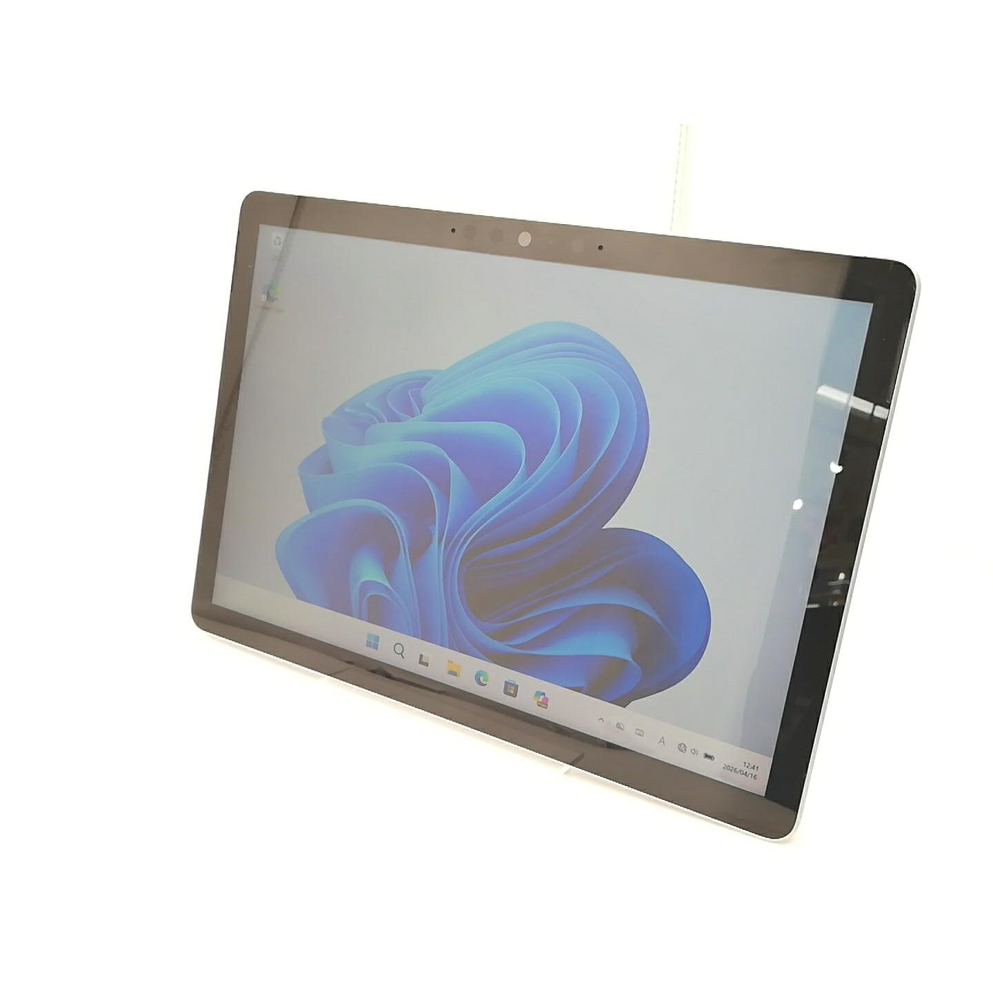 【中古】Microsoft Surface Go3 (PentiumGold 8G 128G)【千葉】引き受ける継続期間１ヶ月【序列付けるB】