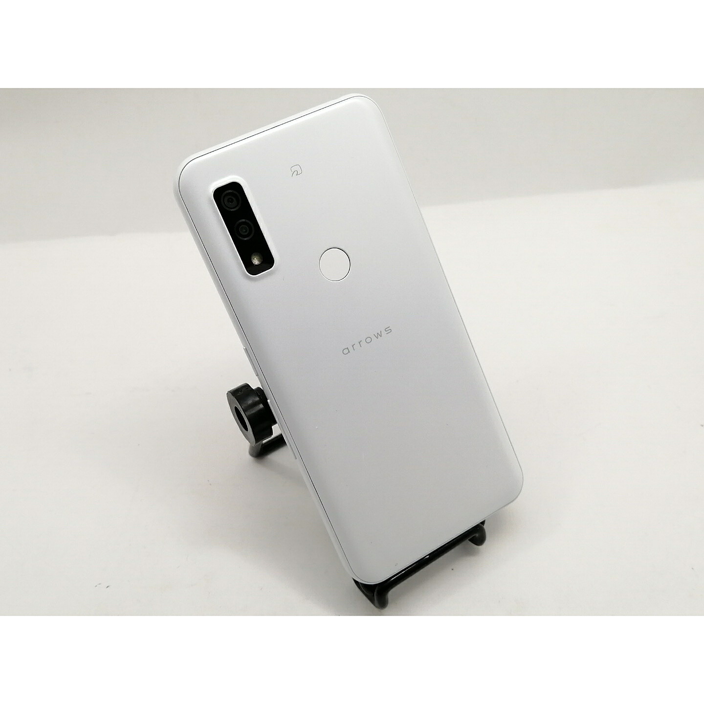【中古】Fujitsu SoftBank 【SIM無償性】 arrows We 白いこと 4GB 64GB A101FC【宇田川】引き受ける継続期間１ヶ月【序列付けるB】