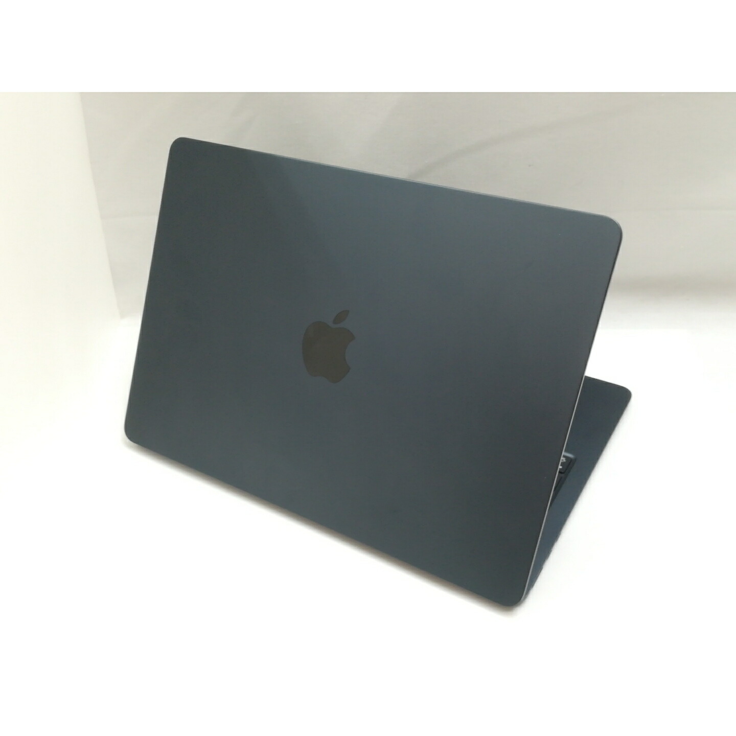 【中古】Apple MacBook Air 13インチ M2(CPU:8C/GPU:8C) 8GB/256GB ミッドナイト MLY33J/A (M2,2022)【神戸】保証期間１ヶ月【ランクB】