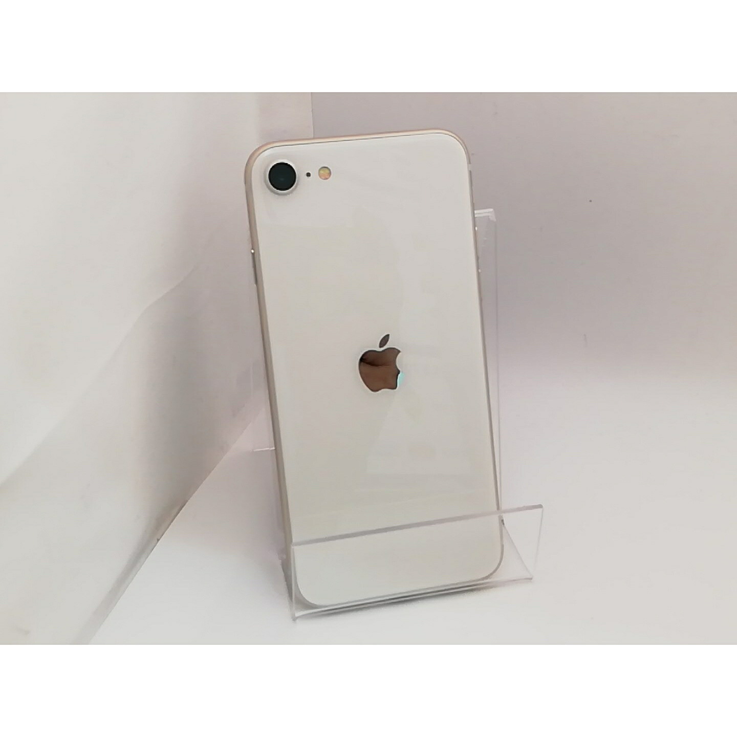 【中古】Apple au 【SIM無償性】 iPhone SE（第3時人） 64GB はやりっ児点火装置 MMYD3J/A【秋葉3号】引き受ける継続期間１ヶ月【価値づけるC】
