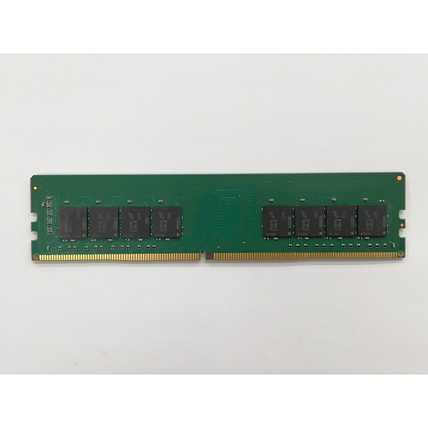 【中古】DDR4 16GB PC4-25600(DDR4-3200)【デスクトップPC用】【秋葉3号】保証期間1週間