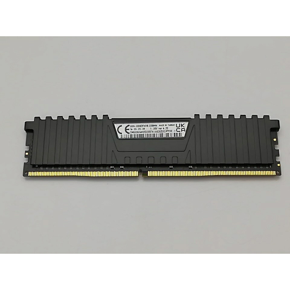 【中古】DDR4 16GB PC4-25600(DDR4-3200)【デスクトップPC用】【秋葉2号】保証期間１週間｜じゃんぱら店