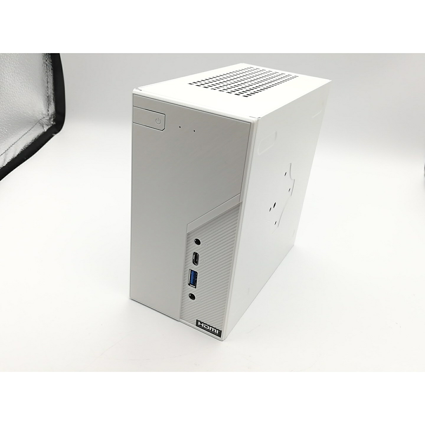 【中古】ASRock DeskMini X600/W/BB/BOX/JP X600/AM5/小型ベアボーン/(2024)【秋葉2号】引きうける継続期間１週